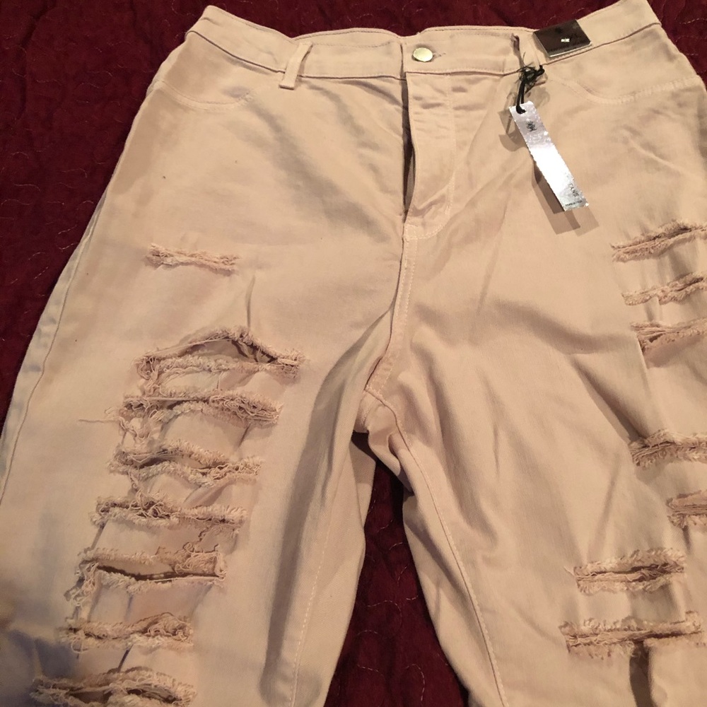 Cutout light pink denim